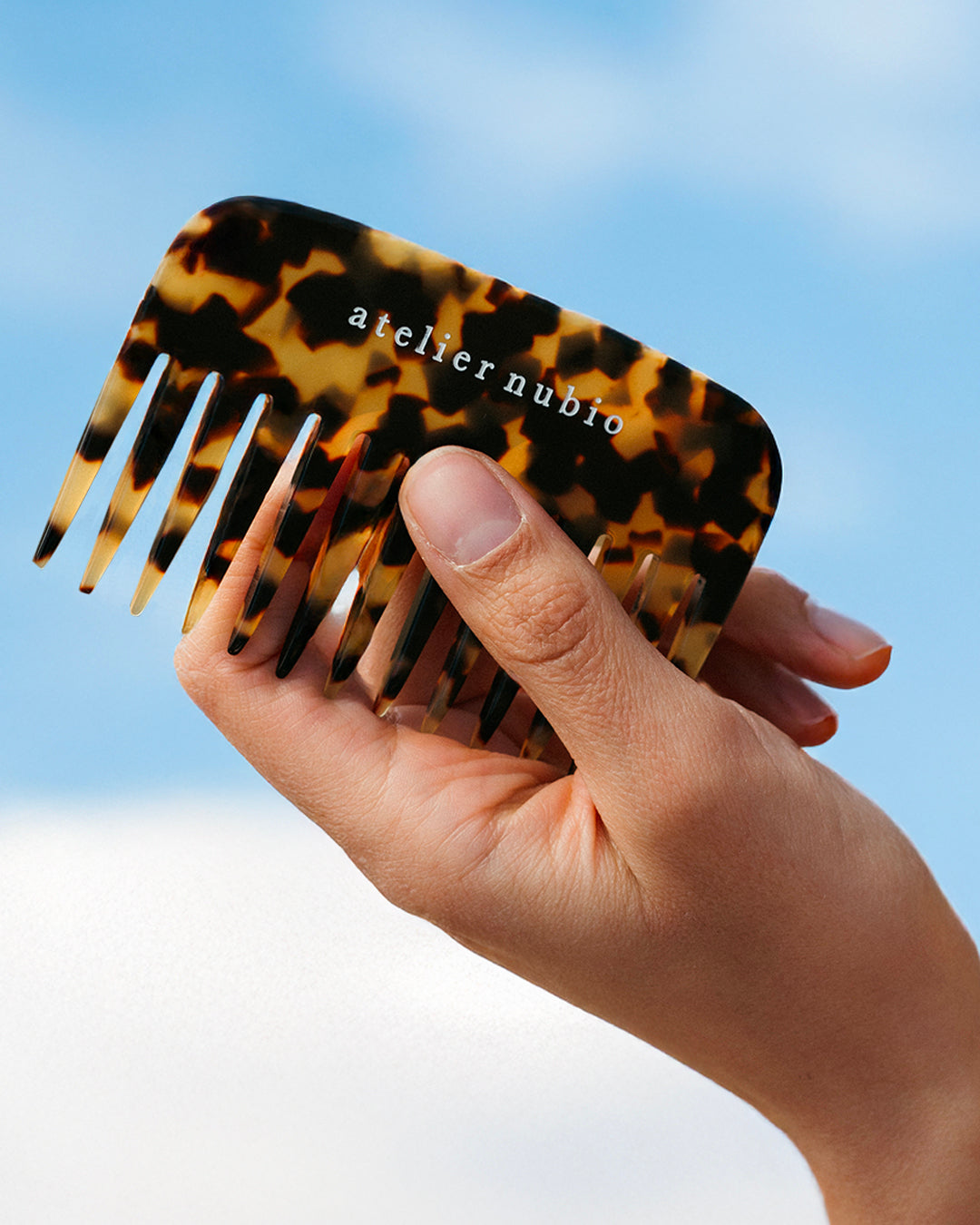 BEAUTY TOOL...PEIGNE