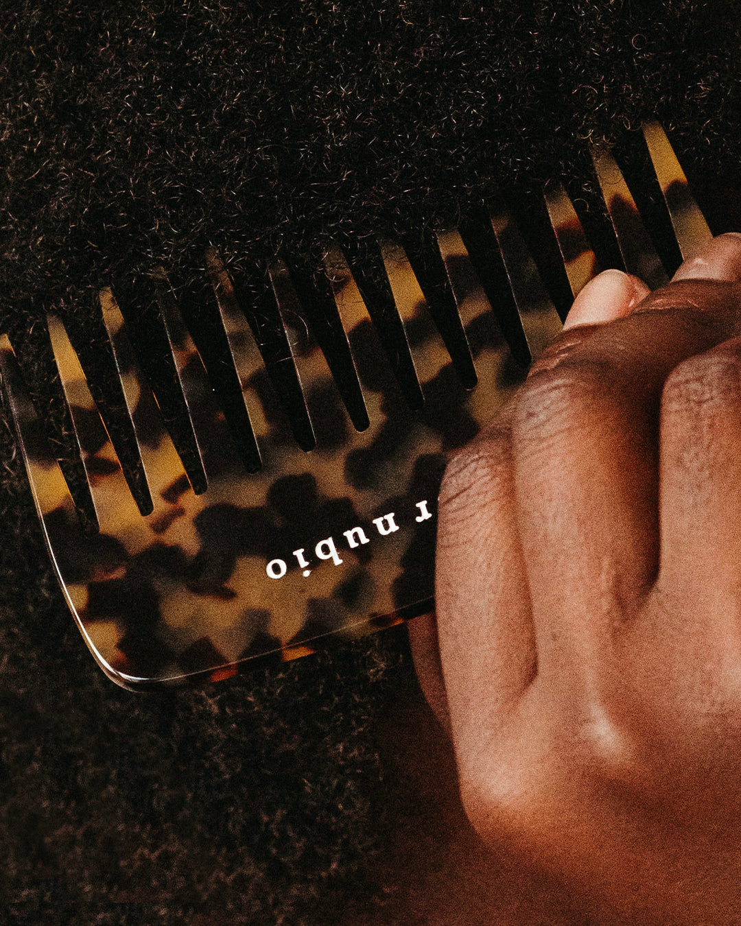 BEAUTY TOOL...PEIGNE