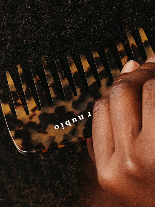 BEAUTY TOOL...PEIGNE